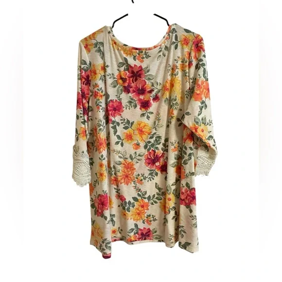 Woman Within Cream Floral 3/4 Sleeve Tunic 1X (22/24) - Picture 2 of 6